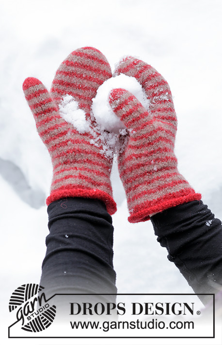 Snowball Fight / DROPS Extra 0-1430 - Knitted and felted mittens for adult with stripes in DROPS Lima. Theme: Christm.