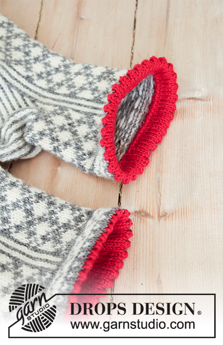 Tip Toe Santa / DROPS Extra 0-1433 - Ponožky s norským vzorem pletené z příze DROPS Karisma. Velikost 35 - 43. Motiv: Vánoce.