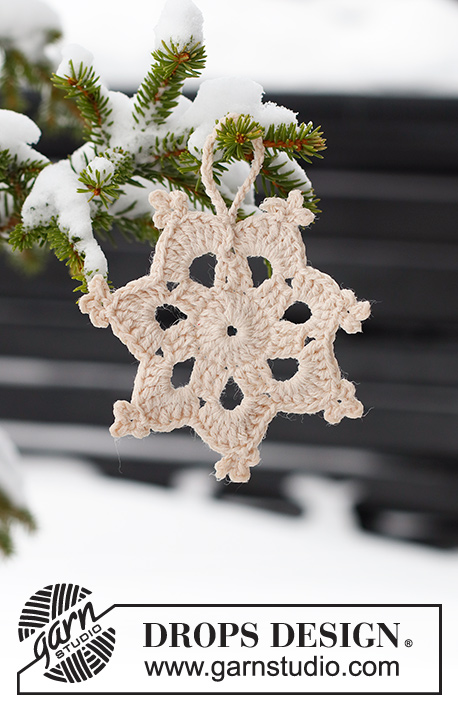 Crystal Star / DROPS Extra 0-1563 - Crocheted star Christmas decoration in DROPS Belle. Theme: Christmas.