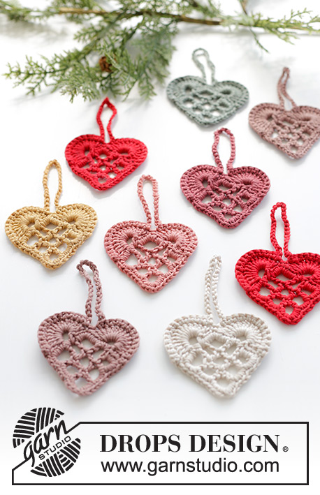 Give You My Heart / DROPS Extra 0-1586 - Coeur / décoration de Noël crochetée en DROPS Muskat. Thème: Noël.
