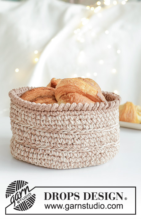 Morning Memories Basket / DROPS Extra 0-1617 - Crocheted basket in 2 strands DROPS Paris. Theme: Christmas.