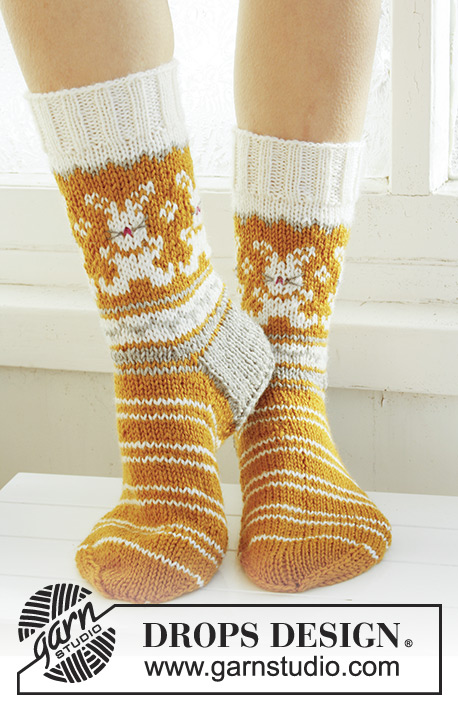 Hippity Hoppity / DROPS Extra 0-764 - Knitted DROPS socks with pattern for Easter in ”Karisma”. Size 32-43