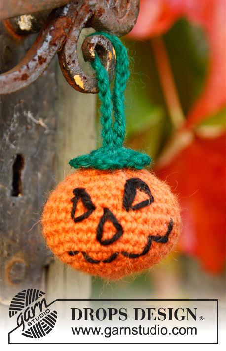 Jack / DROPS Extra 0-782 - Crochet DROPS Halloween pumpkin in 2 strands Alpaca.