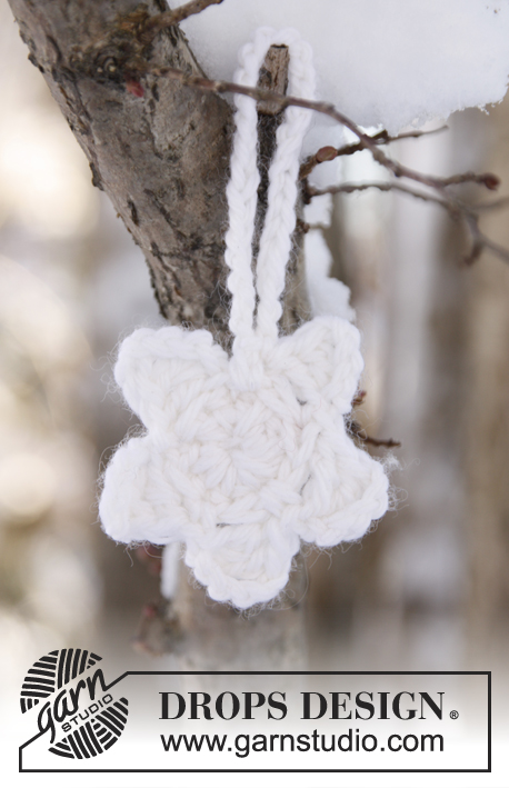 Snow Charm / DROPS Extra 0-807 - Estrella de Navidad DROPS, en ganchillo / crochet, en “Alaska”.