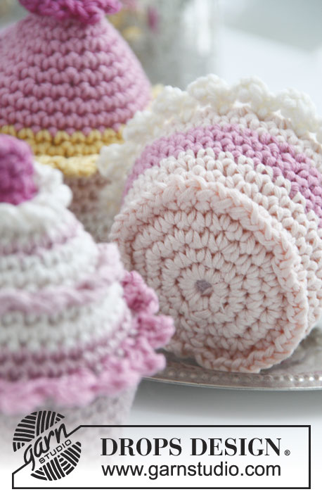 Sweet Sensation / DROPS Extra 0-820 - Crochet muffin / cupcake in DROPS Muskat.