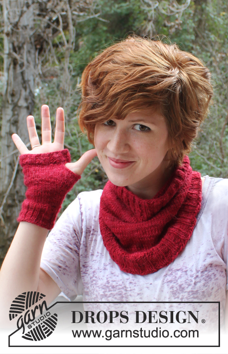 DROPS Extra 0-903 - Knitted DROPS neck warmer and wrist warmers in DROPS ♥ You #3 or Karisma.     