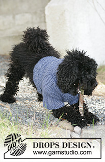 Winter Woof / DROPS 102-44 - Stickad hundtröja / tröja till hund i DROPS Snow. Arbetet stickas från halsen till svansen. Storlek XS - L.