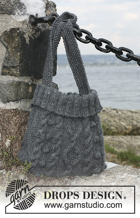 Cable Confection / DROPS 103-42 - Knitted DROPS bag with cables in ”Snow”.