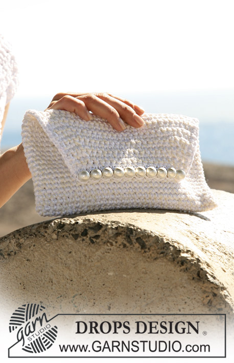 DROPS 105-31 - Crochet evening bag / clutch in DROPS Cotton Viscose or Safran and Bomull-Lin.