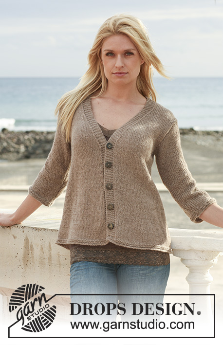 Cinnamon Toast / DROPS 112-26 - DROPS jacket with V-neck and ¾ or long sleeves in ”Classic Alpaca”, DROPS ♥ You #3 or Belle or Puna. Size S - XXXL.