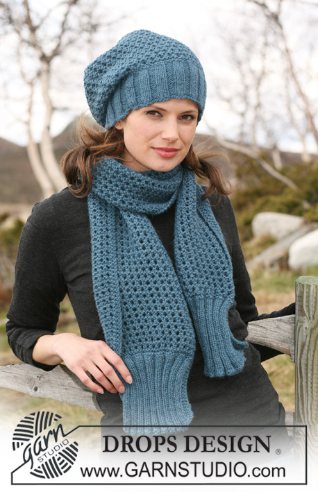 Icy Twilight / DROPS 115-21 - Set comprises: Knitted DROPS hat and scarf with rib and lace pattern in 2 threads ”Alpaca”.