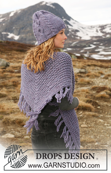 Mountain Air / DROPS 117-14 - Set comprises: Knitted DROPS shawl and hat with cables in ”Snow”.