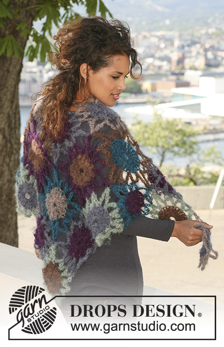Gypsy Fields / DROPS 121-19 - Crochet DROPS shawl in ”Vienna”.