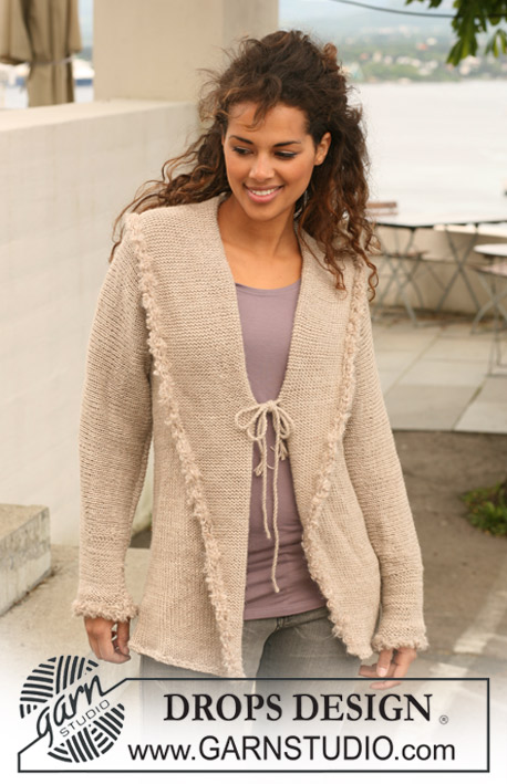 Fringed Delight / DROPS 123-5 - DROPS jacket in stocking st in ”Nepal” with crochet borders in ”Puddel”. Size S-XXXL.