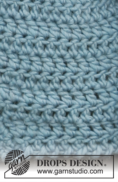 Fresh Beauty / DROPS 134-18 - Saco DROPS, en ganchillo / crochet, con cuello chal en “Snow”. Talla: S – XXL.