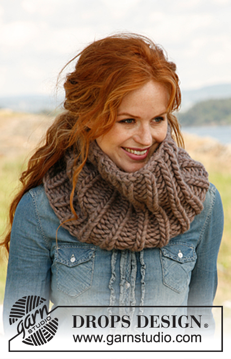 Bold and Beautiful / DROPS 134-53 - Knitted DROPS head band and neck warmer in English rib in ”Polaris”.