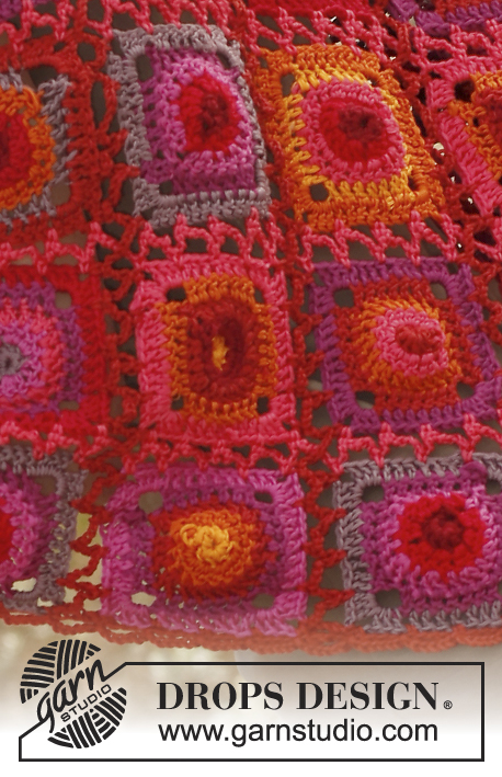 Firenza / DROPS 136-12 - Châle DROPS composé de carrés “granny” au crochet, en ”Muskat”.
