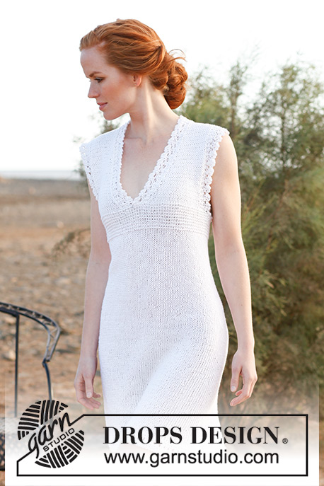 Summer Love / DROPS 137-8 - Knitted DROPS tunic with lace pattern in ”Bomull-Lin”.
Size S-XXXL.