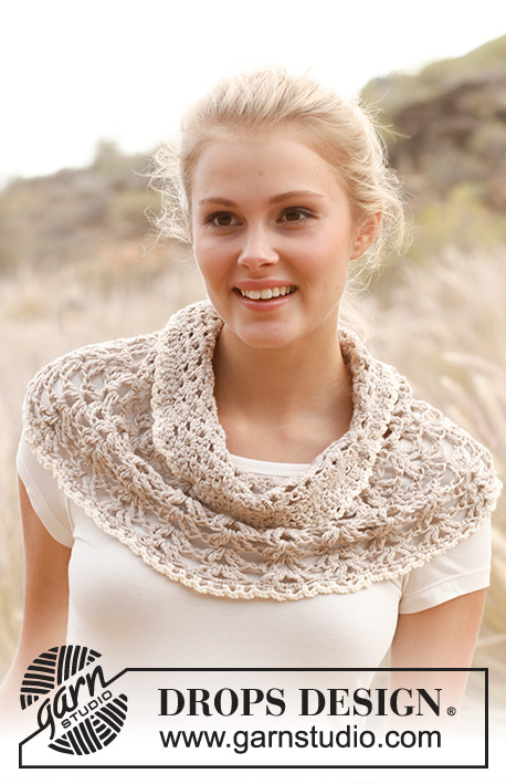 Warm shore / DROPS 146-33 - Crochet DROPS shoulder warmer with fan pattern in ”Cotton Light”. Size S-XXXL