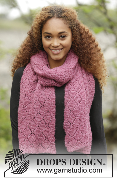 Ace of Diamonds / DROPS 172-45 - Knitted DROPS scarf in garter st with lace pattern in ”Brushed Alpaca Silk”.
