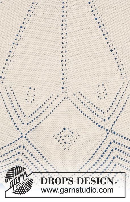 Almer / DROPS 178-62 - Strikket sjal med retstrik og hulmønster i DROPS Cotton Merino, strikket oppefra og ned.