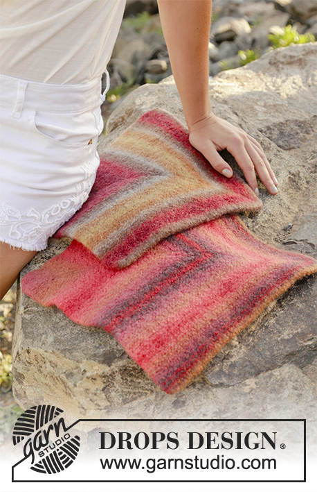 Just a Moment / DROPS 178-8 - Felted sitting mat, worked as domino square in DROPS Big Delight.
