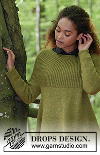 Evergreen / DROPS 180-11 - Pull avec empiècement arrondi, côtes anglaises et  forme trapèze, tricoté de haut en bas. Du S au XXXL.
Se tricote en DROPS Alpaca.