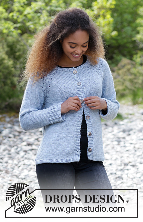 Beloved Cardigan / DROPS 181-29 - Knitted jacket with cables and raglan, worked top down. Sizes S - XXXL.
The piece is worked in DROPS Nepal.
