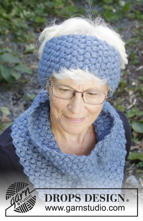 Blue Oblivion / DROPS 192-38 - Crocheted head band in DROPS Air. Piece is crocheted with askew puff stitches.
Crocheted neck warmer in DROPS Air. Piece is crocheted with askew puff stitches.