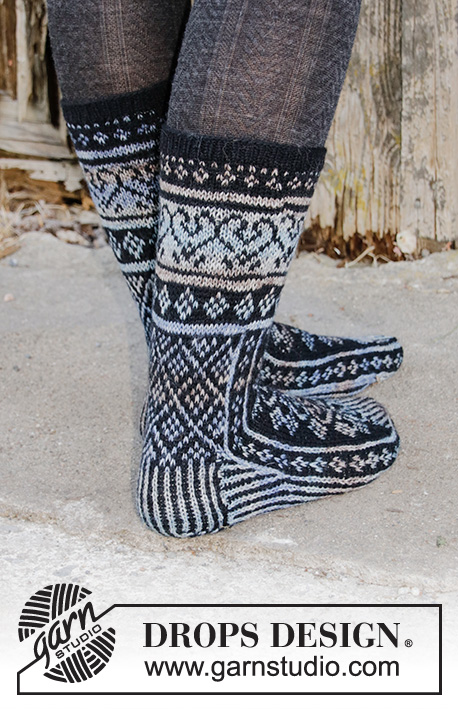 Fjellkos / DROPS 193-11 - Knitted socks in DROPS Fabel. The piece is worked top down with Nordic pattern. Sizes 35 - 43.