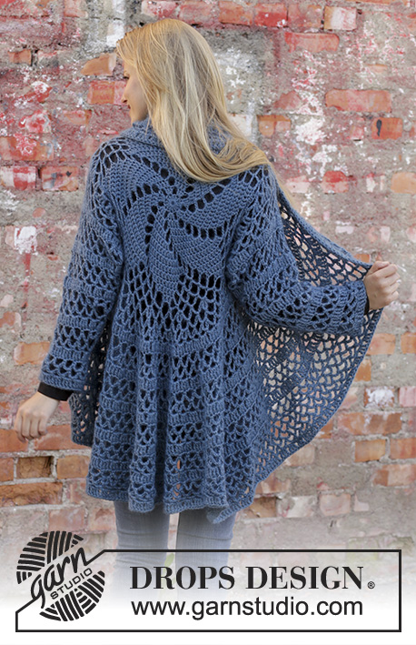 Blue Helix / DROPS 194-36 - Circle crocheted jacket in 1 strand DROPS Nord + 1 strand DROPS Kid-Silk. Piece is worked with lace pattern. Size: S – XXXL