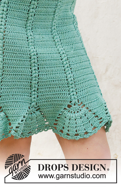 Sea Shell / DROPS 202-41 - Crocheted skirt with puff stitches and fan edge. Piece is crocheted top down in DROPS Muskat. Size: S - XXXL