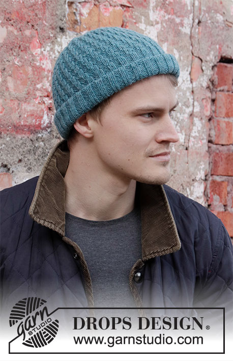 Cannery Row / DROPS 208-14 - Knitted hat/hipster hat in DROPS Lima for men. Piece is knitted with rib in a spiral.