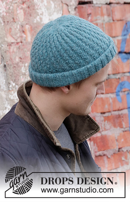 Cannery Row / DROPS 208-14 - Knitted hat / hipster hat in DROPS Lima for men. Piece is knitted with rib in a spiral.