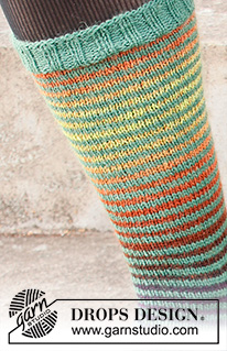 Green Zone / DROPS 214-57 - Gestrickte Socken mit Streifen in DROPS Delight und DROPS Nord. Die Arbeit wird von oben nach unten gestrickt. Größe 35-43.