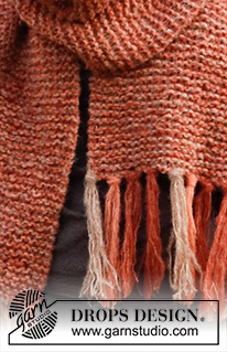 Maedhros / DROPS 214-6 - Knitted scarf with garter stitch and fringes in 3 strands DROPS Brushed Alpaca Silk.