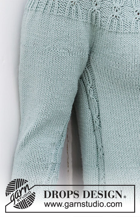 Wild Mint Sweater / DROPS 215-16 - Gebreide trui in DROPS Cotton Merino. Het werk wordt van boven naar beneden gebreid met dubbele hals, ronde pas en textuurpatroon. Maat: S - XXXL