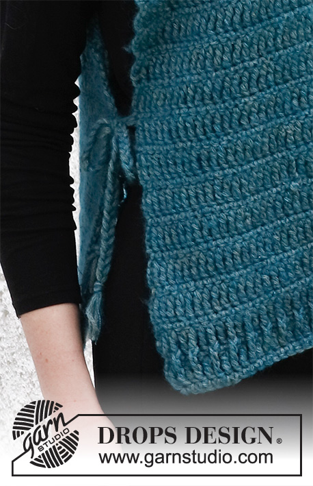 Paride / DROPS 215-25 - Crocheted vest in DROPS Sky and DROPS Kid-Silk. The piece is worked top down. Sizes S - XXXL.