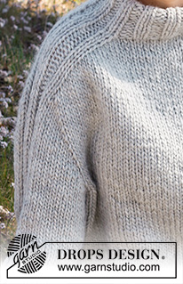Outback / DROPS 217-23 - Gebreide trui in DROPS Snow of DROPS Wish. Het werk wordt gebreid van boven naar beneden met zadelschouders. Maat XS–XXL.