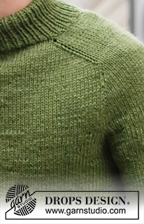 Urban Forest / DROPS 219-16 - Strikket genser til herre i DROPS Alaska. Arbeidet strikkes ovenfra og ned med dobbel halskant og sadelskulder. Størrelse S - XXXL.