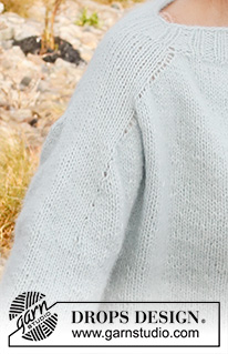 Blue Glaze Sweater / DROPS 222-9 - Strikket bluse med skulderudtagning til sadelskuldre i DROPS Air. Arbejdet strikkes oppefra og ned med ¾-lange ærmer. Størrelse S - XXXL.