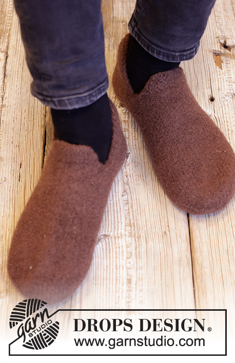 Meadow Meanderings / DROPS 224-33 - Knitted and felted slippers for men in DROPS Alaska. Size 26-46 = US 9 1/2 - 12.5.