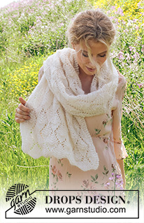 Just a Whisper / DROPS 229-10 - Knitted stole in DROPS Brushed Alpaca Silk. The piece is worked with lace pattern.