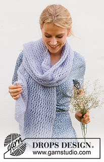Spring Catch / DROPS 229-12 - Knitted stole/scarf with lace pattern in DROPS Brushed Alpaca Silk.