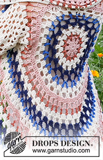 Summer Sunset / DROPS 230-33 - Crocheted circle jacket in DROPS Paris. Piece is crocheted with stripes and lace pattern. Size: S - XXXL