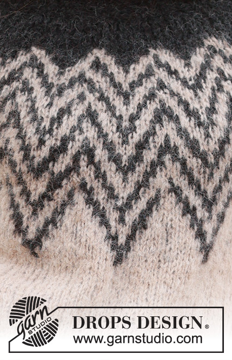 Inverted Peaks Sweater / DROPS 235-4 - DROPS Melody lõngast ülevalt alla kootud ümara passega ja topeltkaelusega kahevärvilise mustriga džemper suurustele S kuni XXXL