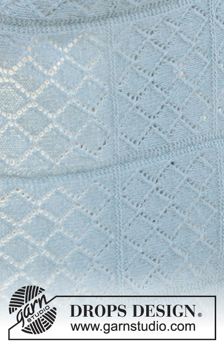 Seaside Shimmer / DROPS 238-1 - Couverture tricotée en DROPS Sky et DROPS Brushed Alpaca Silk. Se tricote en allers et retours sous forme de bandes tricotées au point mousse et point ajouré.