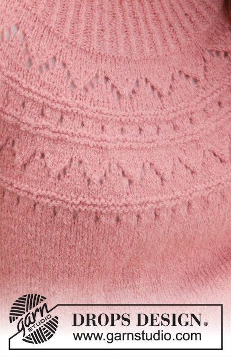 Blushing Rose Sweater / DROPS 240-22 - Pull tricoté de haut en bas avec empiècement arrondi, point ajouré et fente sur les côtés, en DROPS Sky. Du S au XXXL.