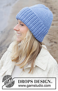 Grand Lake Hat / DROPS 242-46 - Bonnet / Bonnet hipster tricoté en DROPS Snow. Se tricote de haut en bas, en jersey avec bordure en côtes.