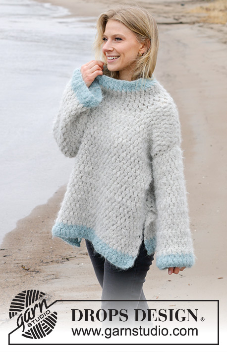 North Tide Sweater / DROPS 243-30 - DROPS Melody lõngast alt üles heegeldatud, lõhikutega ja kõrge kraega avar džemper suurustele S kuni XXXL